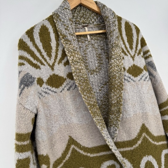 Free People Size Small Winter's Day Patterned Cardigan Sweater Forest Combo - Picture 2 of 7